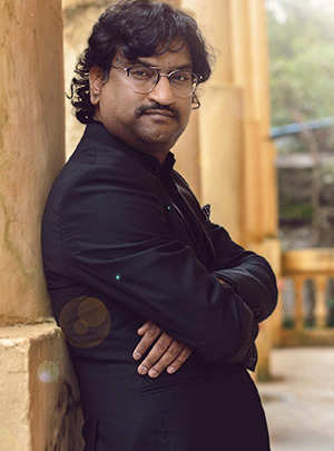 https://filmfare.wwmindia.com/awards/filmfare-awards-marathi-2024/images/nominations/ajay_gogavale.jpg?v=0.0Ajay Gogavale