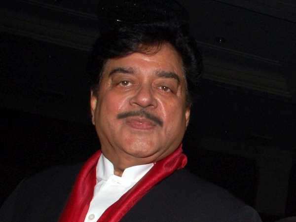 Shatrughan Sinha hospitalised | Filmfare.com