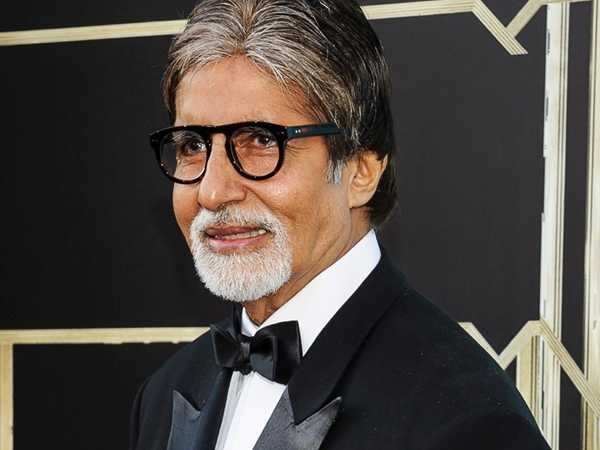 Big B Turns Storyteller | Filmfare.com