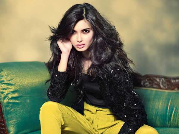I can’t don typical sexy clothes - Diana Penty