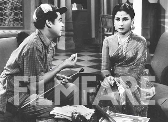 meena kumari movie artist association