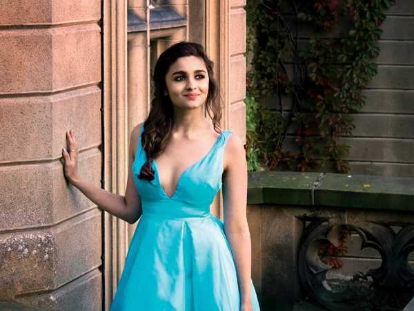 Shaandaar alia clearance bhatt dresses