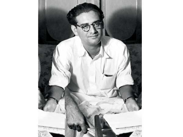 Remembering Hemant Kumar