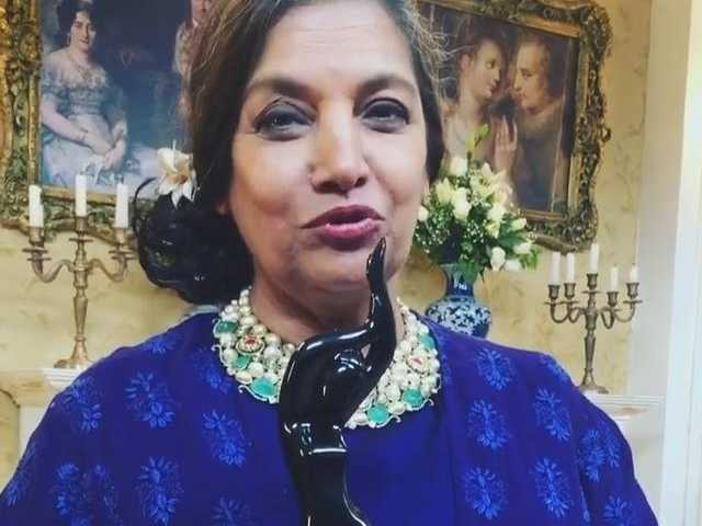 Filmfare Awards 2017 Winner - Shabana Azmi for Best Actor in a Supporting Role