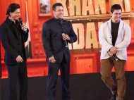Omg! This is what Shah Rukh Khan has to say about Salman Khan and Aamir Khan