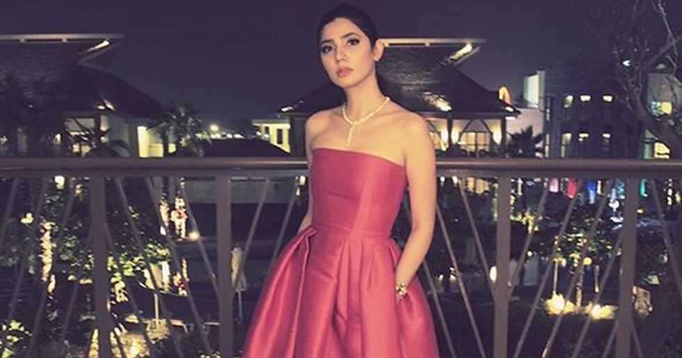 Mahira Khan looks undeniably gorgeous in pink | Filmfare.com