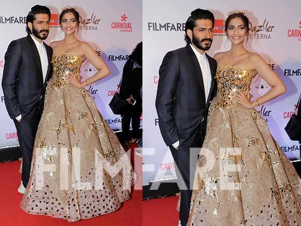 Sonam Kapoor & Harshvardhan Kapoor at the Reliance Digital And Filmfare Glamour And Style Awards