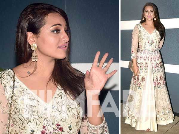 Sonakshi Sinha looks like vision in white at a Diwali party 