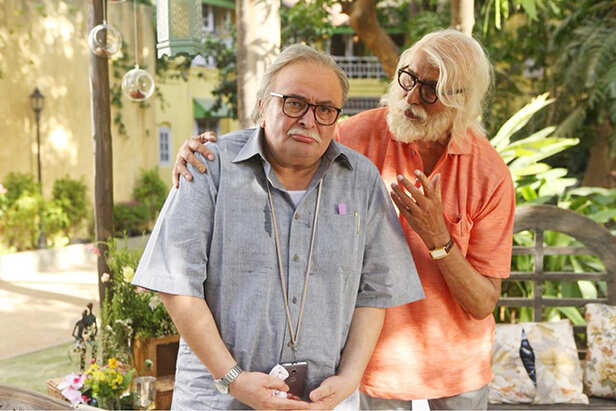 Amitabh Bachchan is all praise for his 102 Not Out co-star Rishi Kapoor