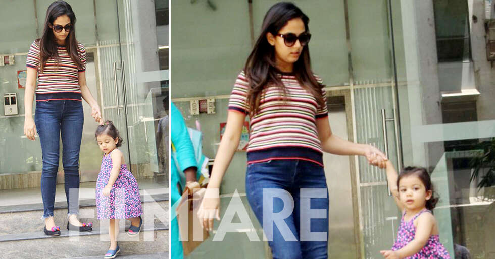 Mitha Rajpot Misha Rajput clicked with mommy Mira Rajput outside her play school ...
