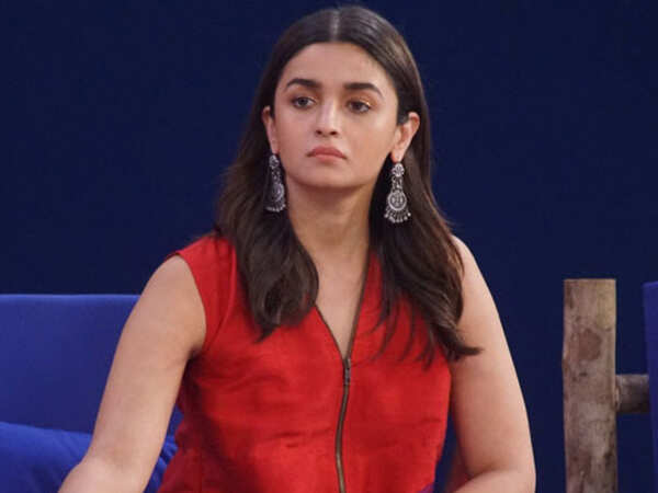 Alia Bhatt demands justice for the late Asifa Bano | Filmfare.com