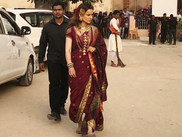 Kangana Ranaut looks all things fierce and royal in her look from ...