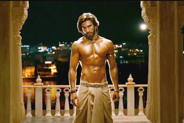 Ranveer Singh Reveals How He Stopped A Fan From Leaking A Video Of Him Naked Filmfare Com