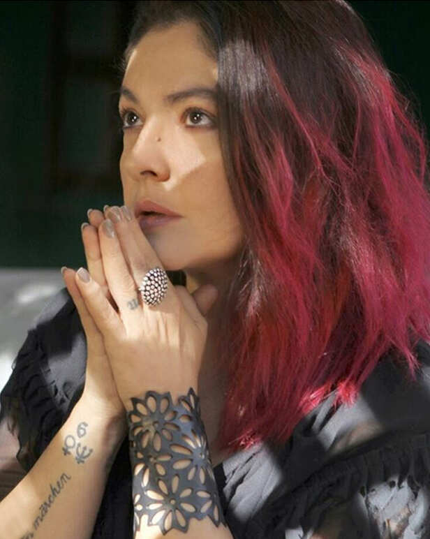 Bigg Boss OTT: Pooja Bhatt takes voluntary exit owing to health issues; was  this pre-planned? - IBTimes India