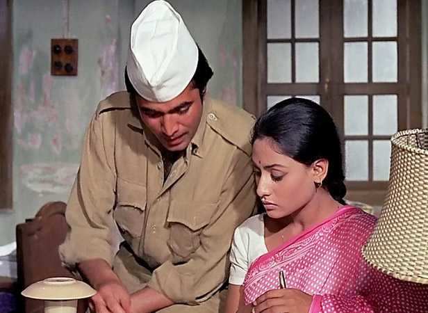 Comedy Films - Bawarchi (1972)