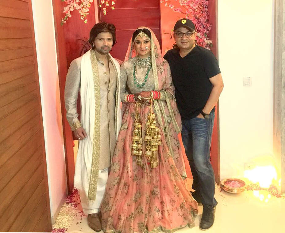 himesh reshammiya family