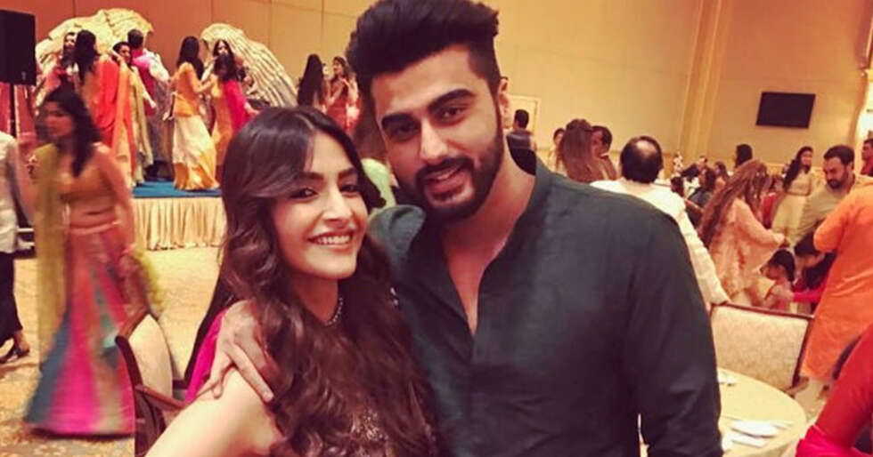 Arjun Kapoor visits cousin Sonam Kapoor amidst her wedding preparations ...