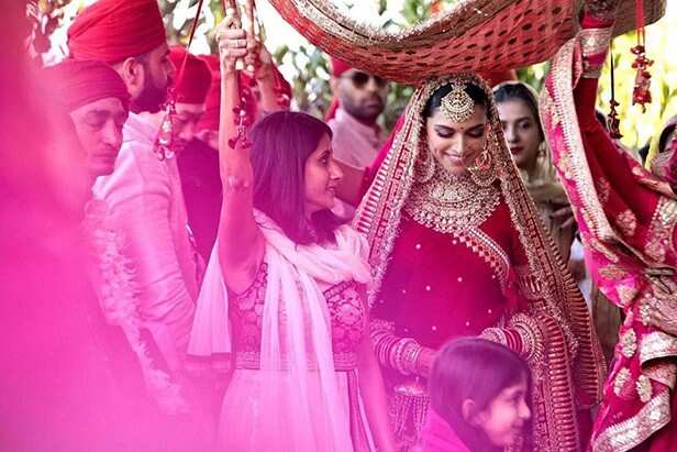 Ranveer Singh and Deepika Padukone’s Anand Karaj pictures look nothing ...