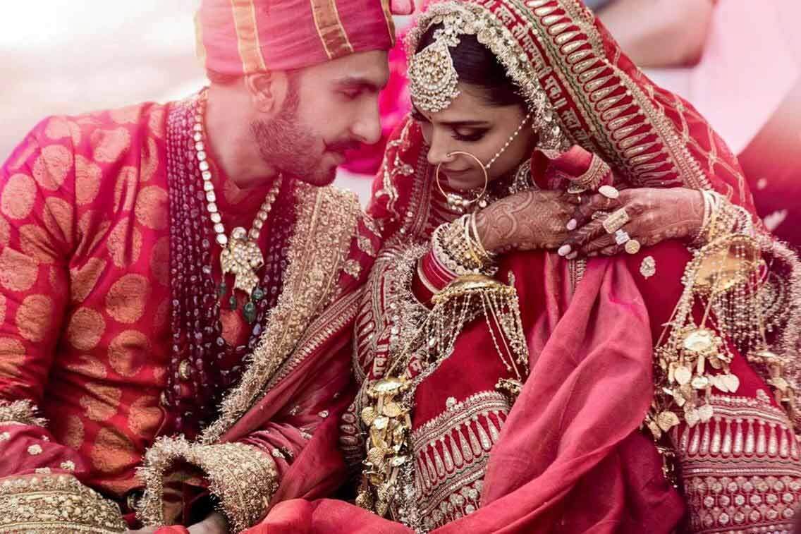 Deepika Padukone And Ranveer Singh Look Every Bit Royal As They Kickstart  Their Wedding Reception - HungryBoo