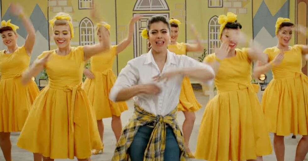 Kajol gives a fun twist to Ruk Ruk Ruk in Helicopter Eela | Filmfare.com