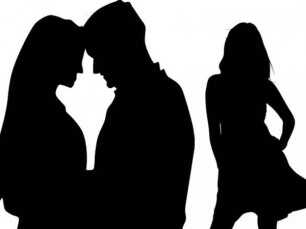 Actress emotionally blackmails her actor boyfriend