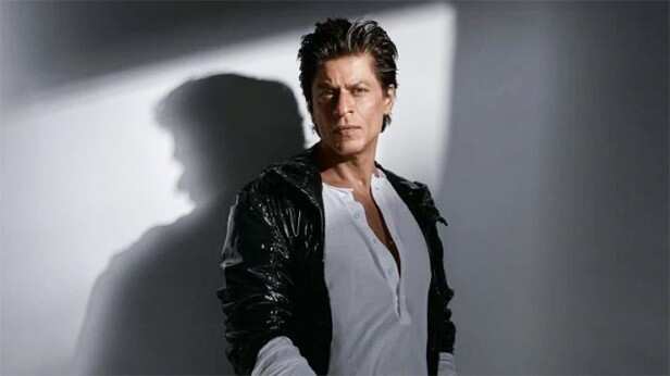 A Round-Up of Shah Rukh Khan's Most Modish & Stylish Looks Of All Time |  IWMBuzz