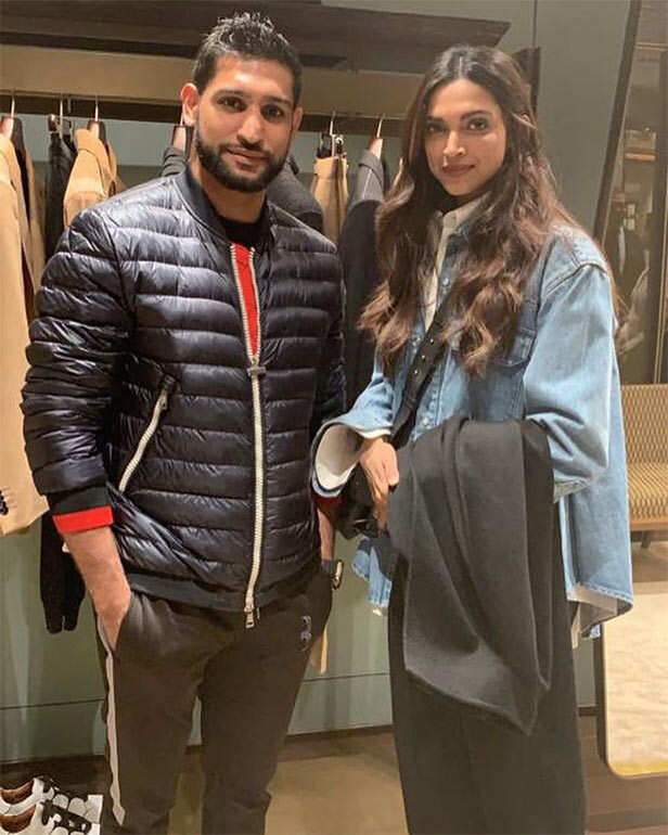 Ranveer Singh and Deepika Padukone meet up with boxer Amir Khan ...