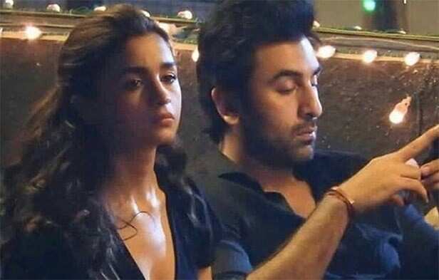 Here's the reason behind Alia Bhatt's sad face in photos with Ranbir Kapoor  | Filmfare.com