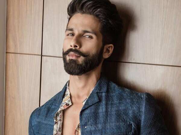 Shahid Kapoor reveals his craziest female fan story | Filmfare.com