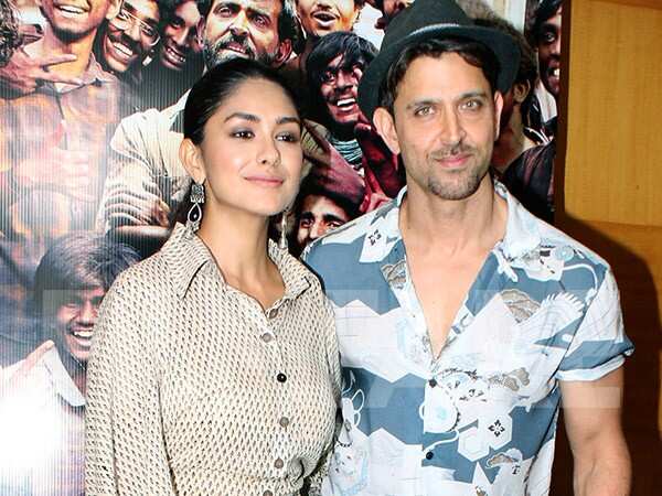 Mrunal thakur clearance and hrithik roshan