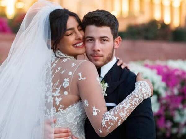 Priyanka Chopra Husband Nick Jonas Age - Priyanka Chopra Reacts To The Age Gap Debate Between Her Nick Jonas More Of An Adventure Than A Hurdle Pinkvilla / Chopra is 38, while jonas is 28.