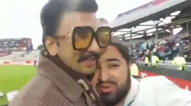 Ranveer Singh consoles a Pakistani fan after defeat against India