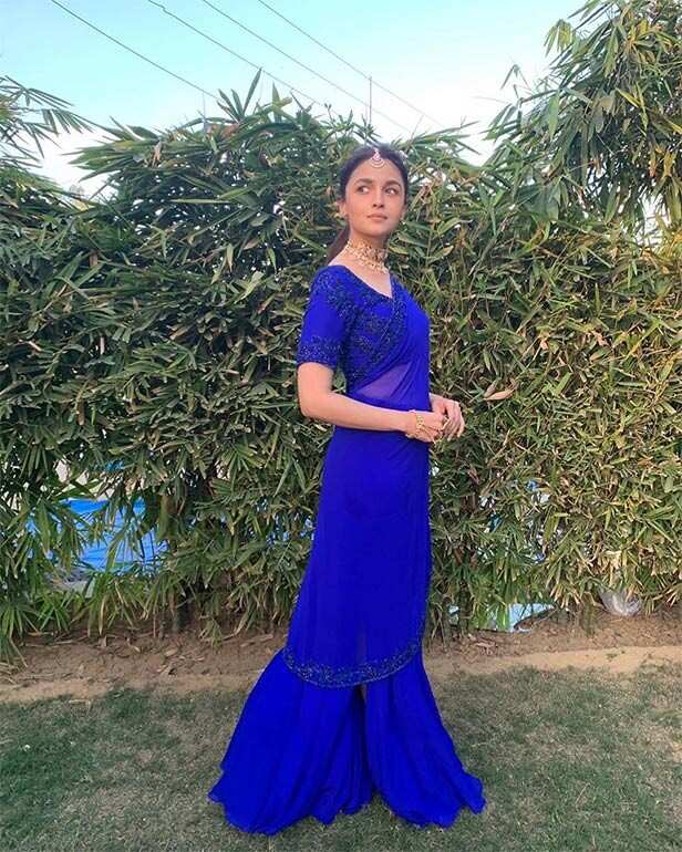 alia in ethnic wear