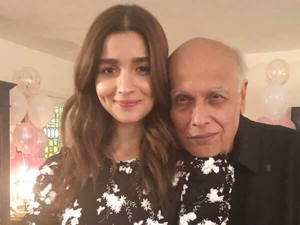 Dad Mahesh Bhatt Has The Sweetest Birthday Wish For Alia Bhatt ...