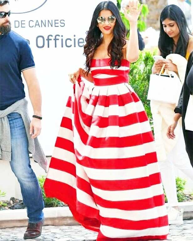 High Street High Fashion: The handbag world of Aishwarya Rai