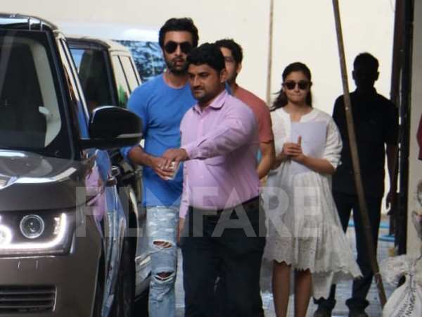 Ranbir Kapoor and Alia Bhatt sport casual attires as they step out together