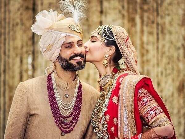 Anand Ahuja has the most romantic anniversary wish for Sonam Kapoor ...