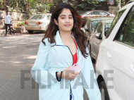 Just some photos of Janhvi Kapoor looking super-hot hitting the gym