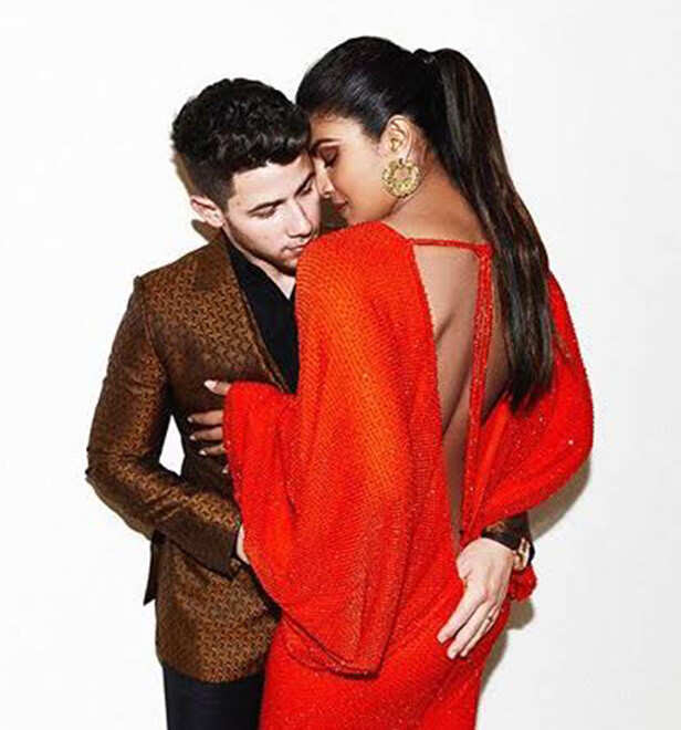 Here S Why Priyanka Chopra Will Not Sing A Duet With Husband Nick Jonas Filmfare Com