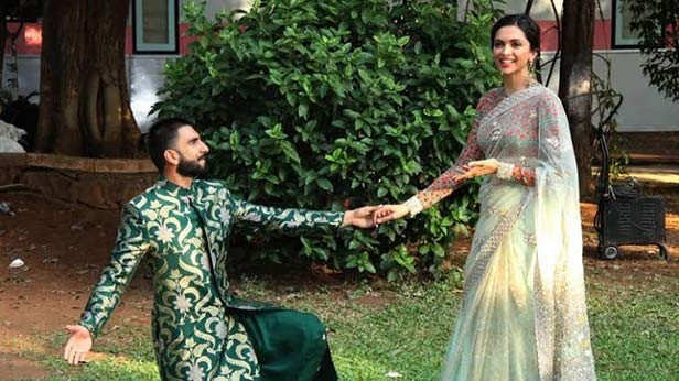 This Deepika Padukone Fan Thinks Ranveer Singh's Wedding Look Was a Copy of  His Diwali Attire and He Isn't Wrong Completely - View Pic