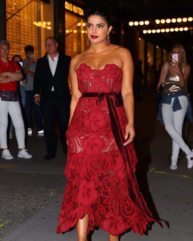 priyanka chopra red gown