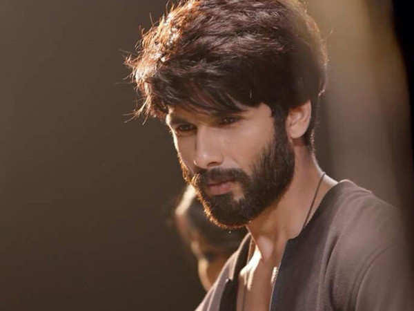10 cool hairstyles of Shahid Kapoor you'll fall in love with! - IMDb