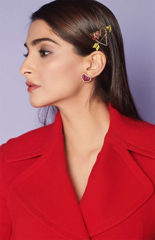 8 hairstyles to steal from Sonam Kapoor 