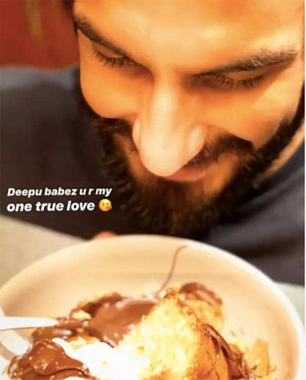 Ranveer Singh is being spoilt with yummy food, by Deepika Padukone