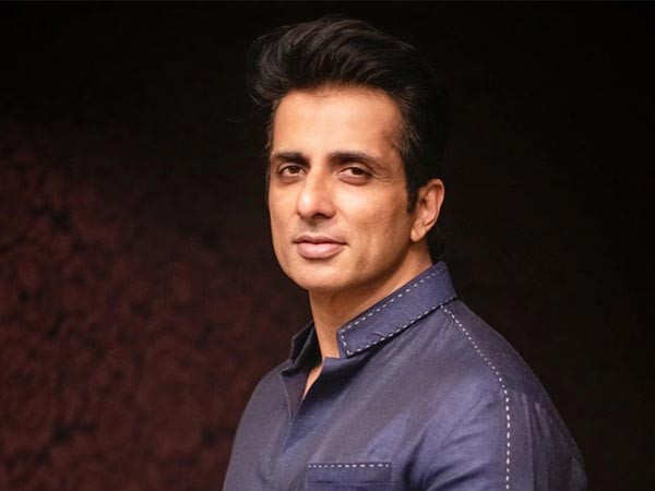 Sonu Sood to provide free meals to 25,000 migrants during Ramzan