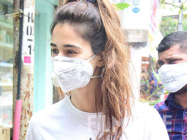 Disha Patani goes all casual as she steps out in the city | Filmfare.com