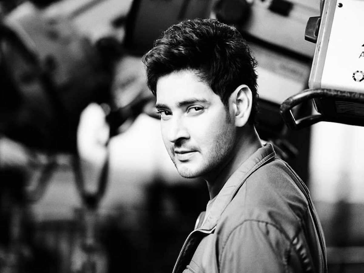 Mahesh Babu’s Sweats it Out in his Home Gym and Inspires his Fans to Do