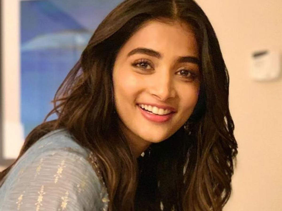 Here’s when Prabhas and Pooja Hegde will begin shooting for Radhe Shyam ...