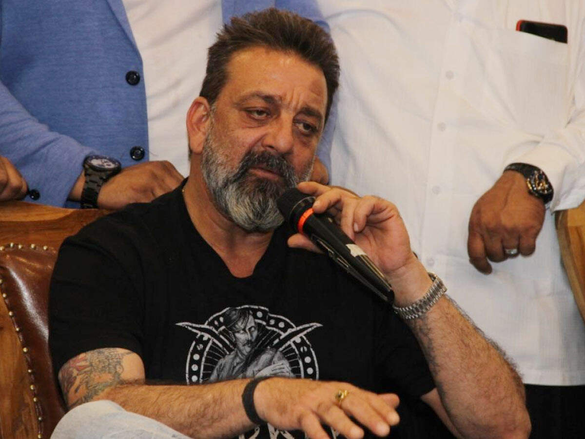 Breaking! Bollywood actor Sanjay Dutt admitted to the Lilavati hospital 2 Sanjay Dutt COVID