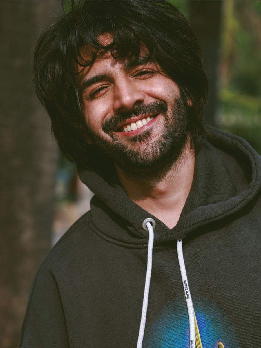 kartik aaryan 11608533623